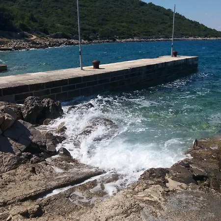 4m Διαμέρισμα *